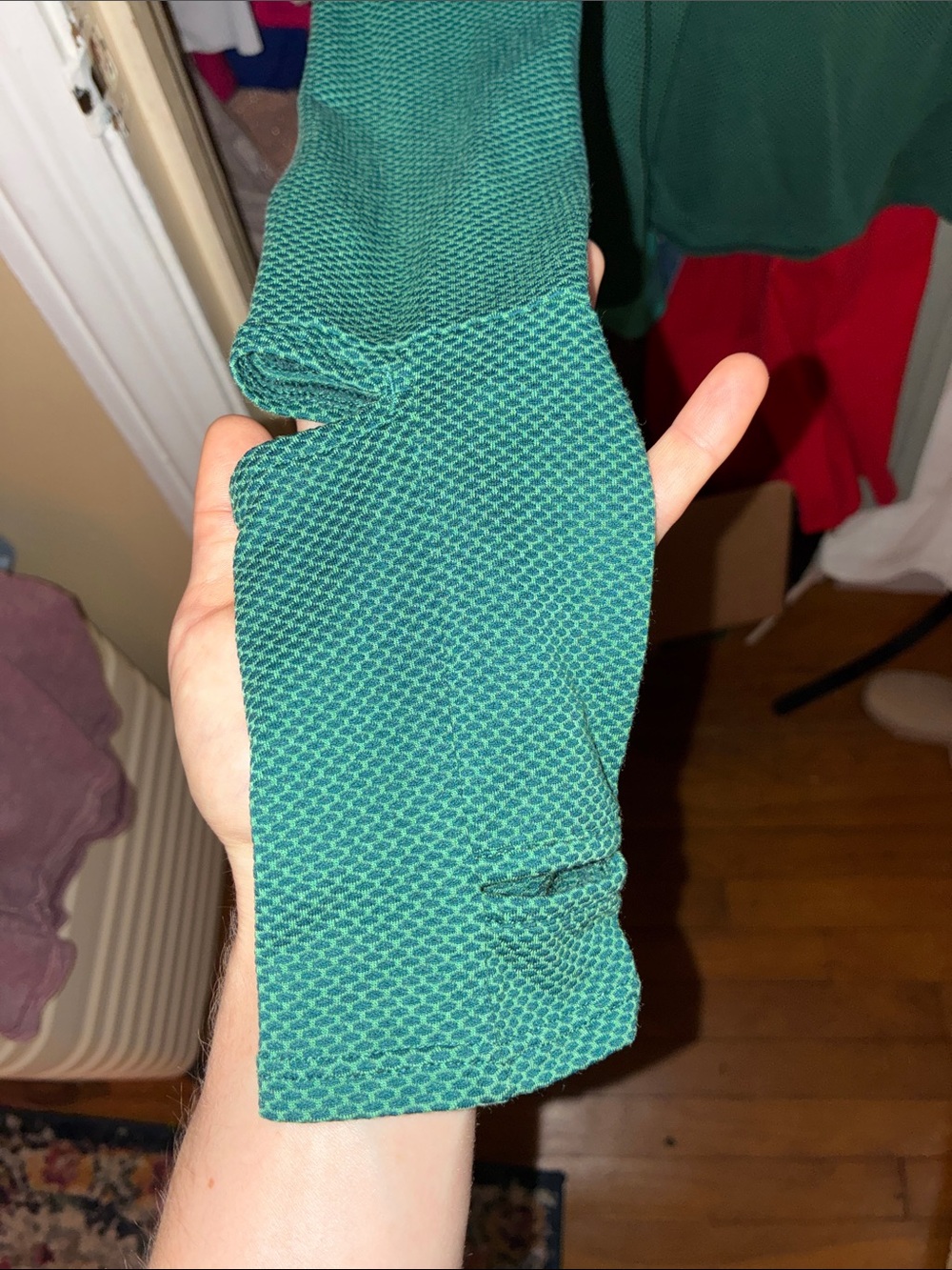 REI Oiselle Teal Green Long Sleeve Top -Watch Visible on Wrist, thumb hole